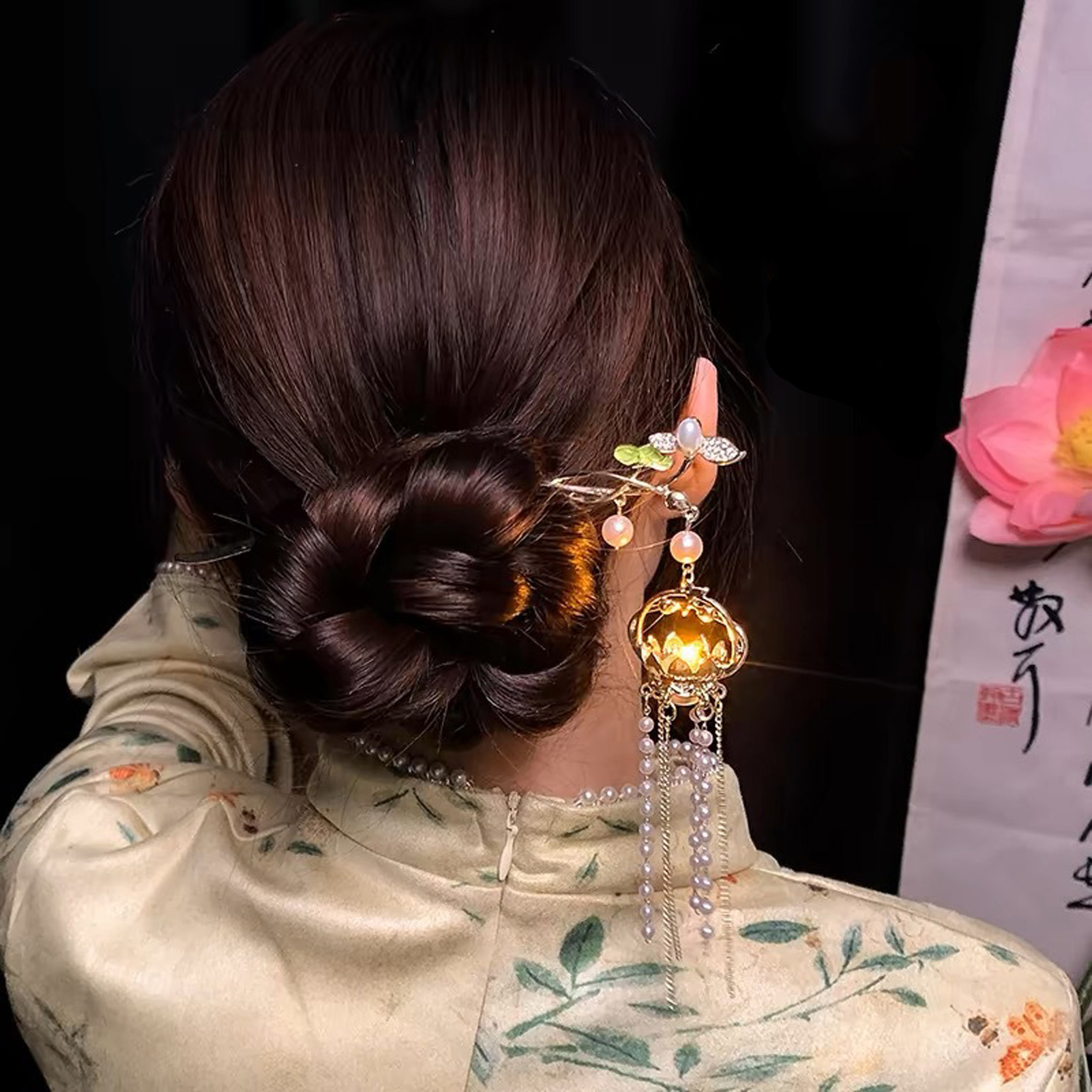 発光花ヘアピン絶妙な蓮の花のタッセルヘアスティックエレガント - Supply Florist のレビューと価格